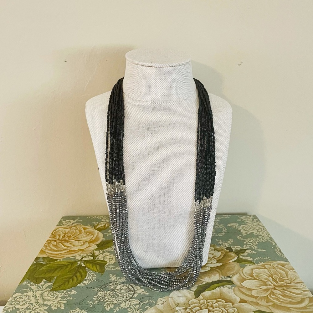 Multi strand Loft duel color bead Necklace